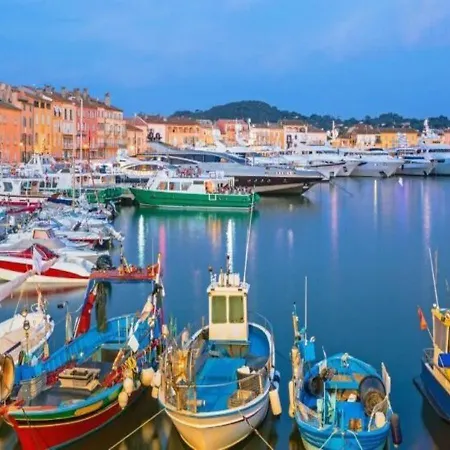 Tropez Superbe Climatisee Piscine Parking Terrasse Aparthotel